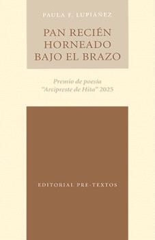 PAN RECIÉN HORNEADO BAJO EL BRAZO