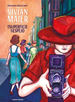 Vivian Maier en la superficie de un espejo